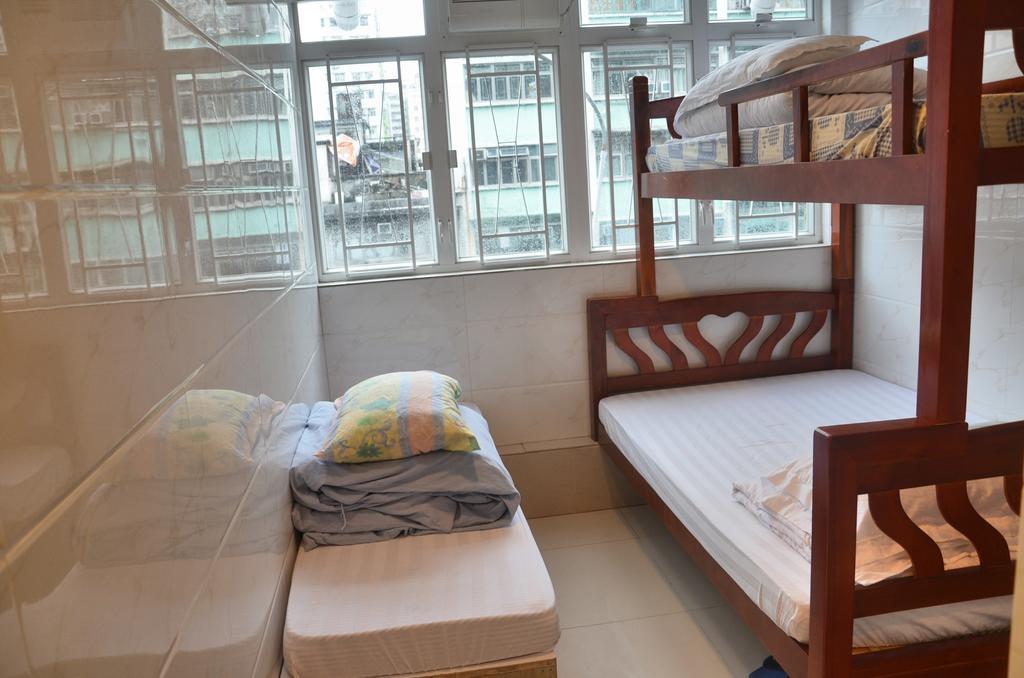 Xing Xing Hostel Хонконг Стая снимка