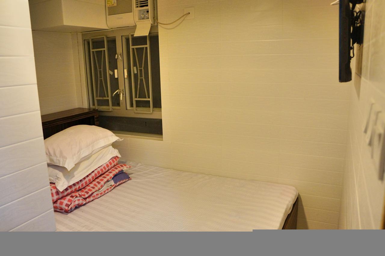 Xing Xing Hostel Хонконг Стая снимка